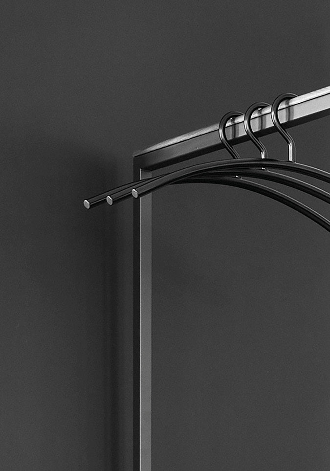 0155. Kleiderbügel - Robuster Metallbügel in Schwarz oder Weiß