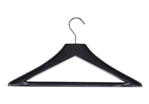 0122. / 0123. Kleiderbügel aus Massivholz: Eiche & Nussbaum – Stilvolle Garderobenlösung