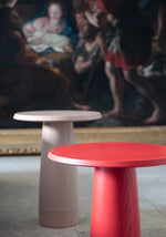 Amanita Beistelltisch: Moderner Design-Tisch aus Massivholz