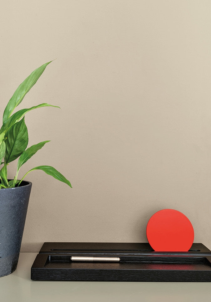 ESSENTIAL Massivholz Ablagen – Stilvolle Ordnung für Ihr Zuhause