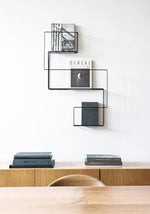 Zeitungshalter REVUE: Minimalistisches Design für stilvolle Magazinpräsentation