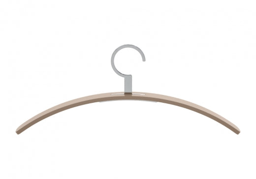 Kleiderbügel 0130. - Eleganz aus Nussbaumholz oder Lackfarben mit Metallhaken