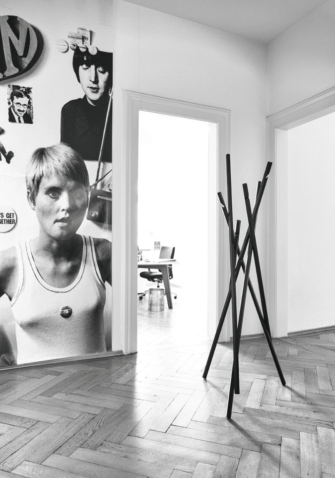 Garderobenständer STICKS aus Massivholz - Zeitloses Design für Flur, Büro & Bad