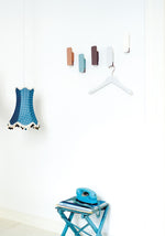 STROKE Wandhaken: Massivholz Garderobenhaken mit Edelstahl-Akzent – Vielseitig & Stilvoll