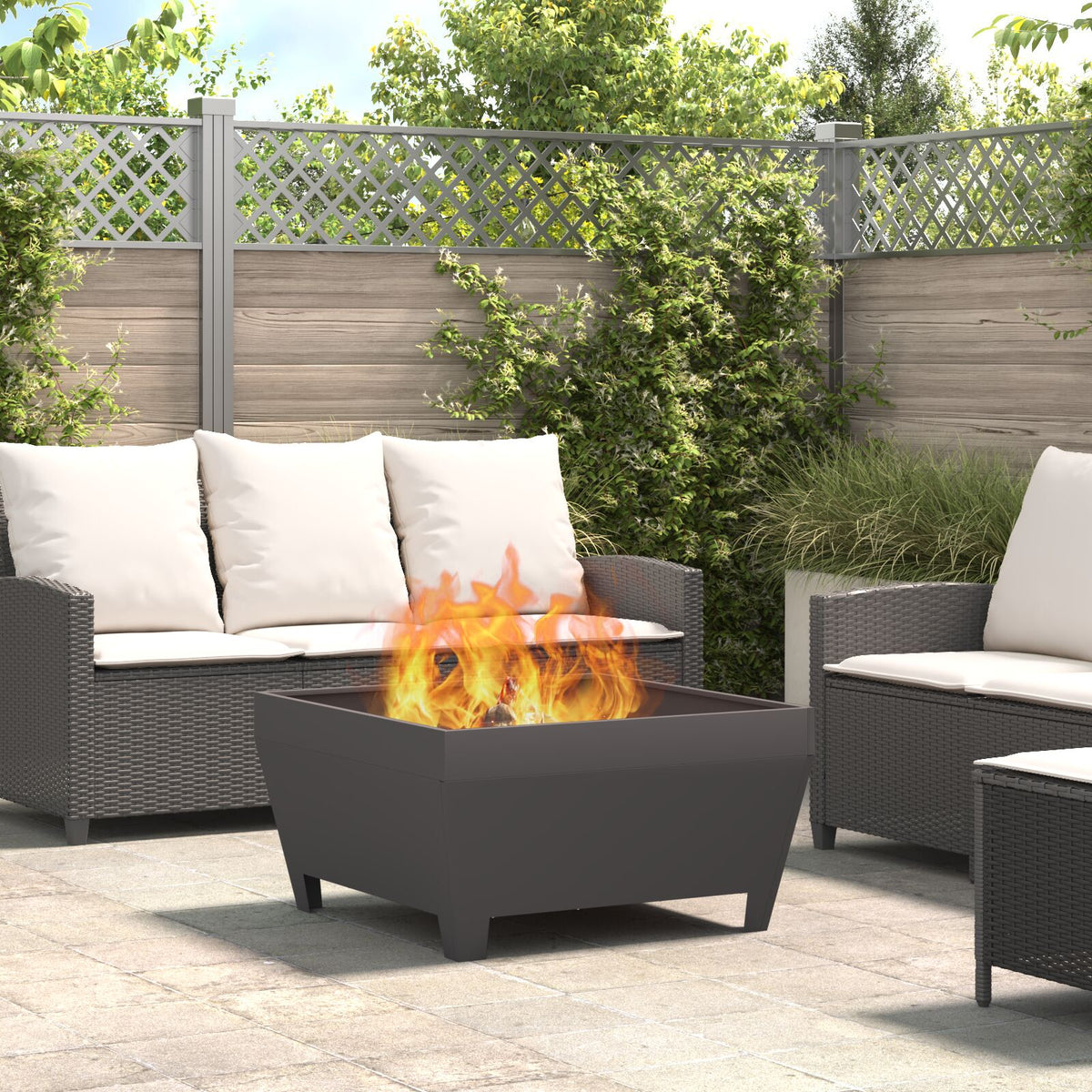 Feuerstelle Quadrat Schwarz 80x80x43 cm aus Stahl