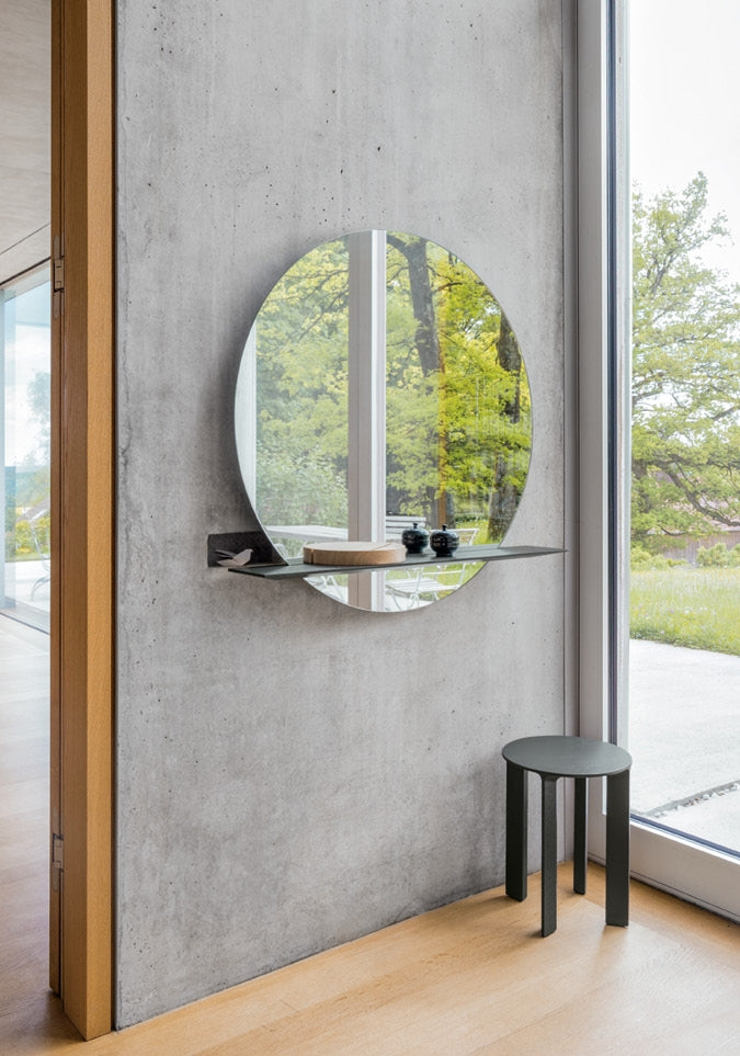 CUT Wandspiegel mit integrierter Ablage – Zeitloses Design aus Massivholz