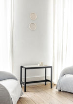 Konsoltisch JUSTE: Mediterraner Charme mit puristischer Keramikplatte