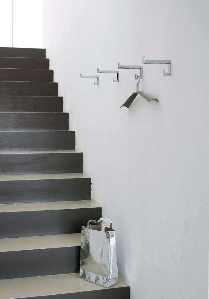 Lux Wandhaken: Funktionales Design aus Metall – Chrom oder Schwarz