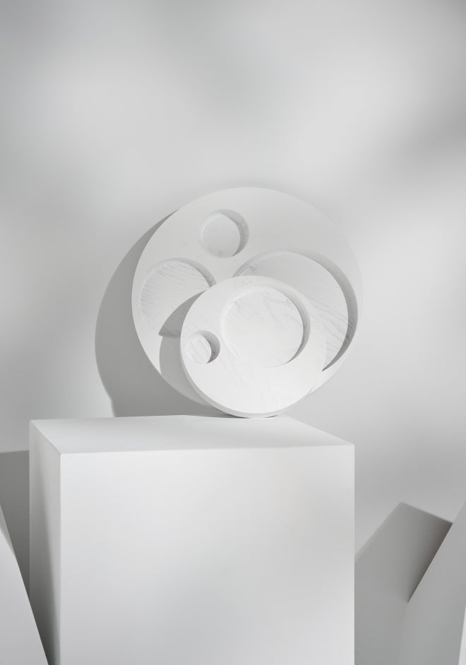 MIZUKI Schmuckschale aus Massivholz - Mond-inspiriertes Design