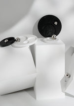 MIZUKI Schmuckschale aus Massivholz - Mond-inspiriertes Design