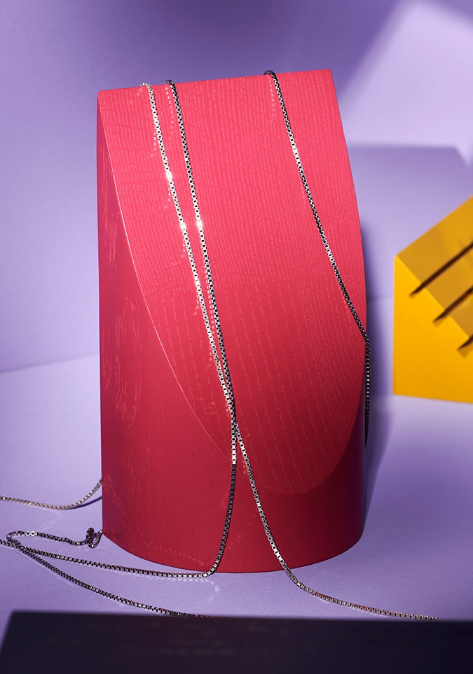 Nikara Schmuck-Präsentation – Eleganter Holz-Ständer für Ringe, Halsketten & Ohrringe