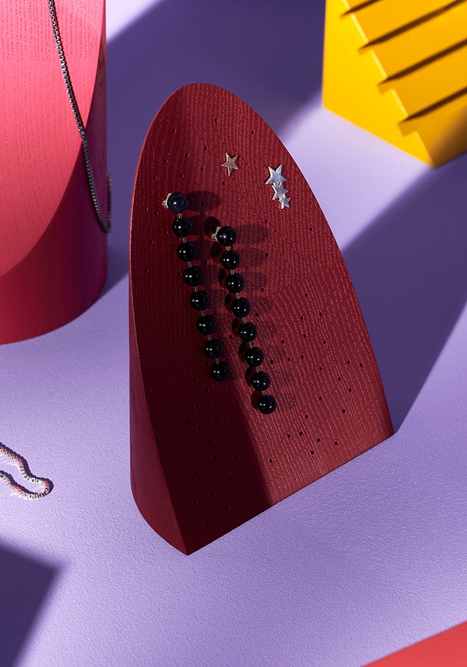 Nikara Schmuck-Präsentation – Eleganter Holz-Ständer für Ringe, Halsketten & Ohrringe