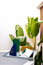 Nikara Schmuck-Präsentation – Eleganter Holz-Ständer für Ringe, Halsketten & Ohrringe