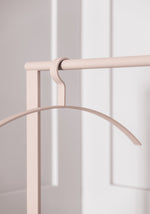 Slim Garderobenständer – Minimalistisches Design aus pulverbeschichtetem Metall