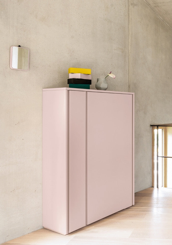 STRIPES: Modulare Design-Schränke für individuelle Raumlösungen