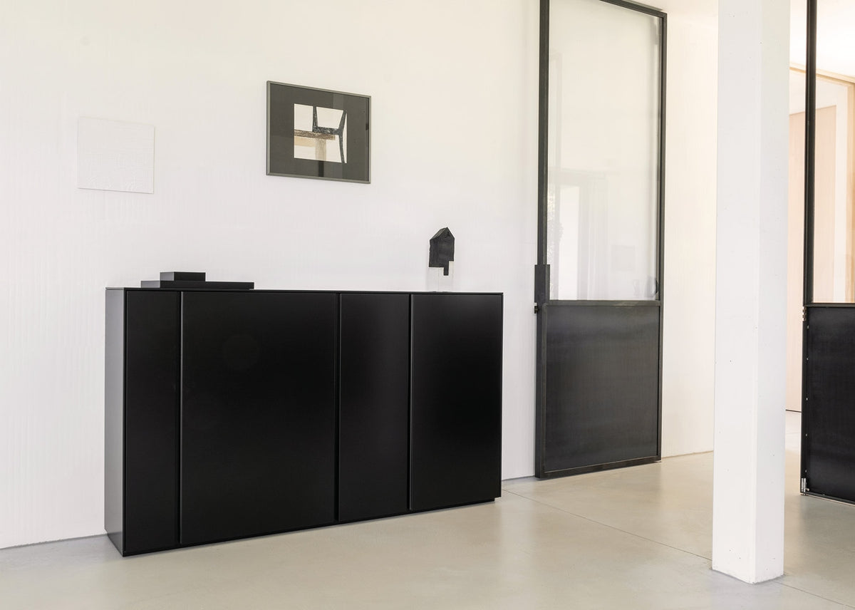 STRIPES: Modulare Design-Schränke für individuelle Raumlösungen