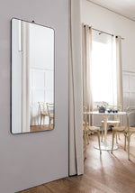 VIEW Wandspiegel: Eleganter Spiegel aus Massivholz Eiche – 1950er Design