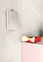 VIEW Wandspiegel: Eleganter Spiegel aus Massivholz Eiche – 1950er Design